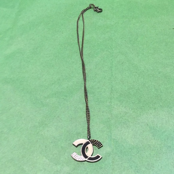 Vintage Chanel Cream Black Diamond Chanel Necklace - Picture 1 of 7